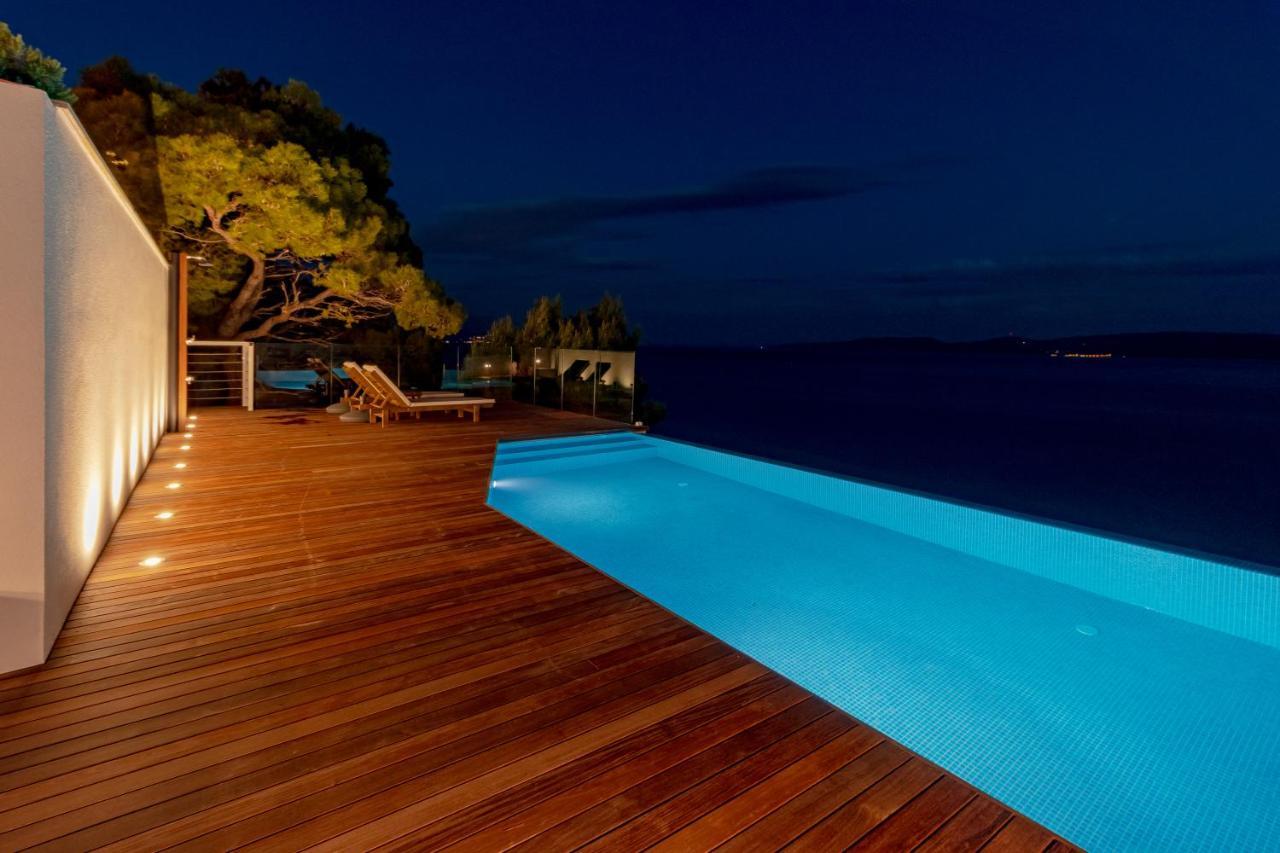 Luxury Apartments Villa Ruzmarina With New Heated Infinity Pool And Lounge Area Marusici  Экстерьер фото