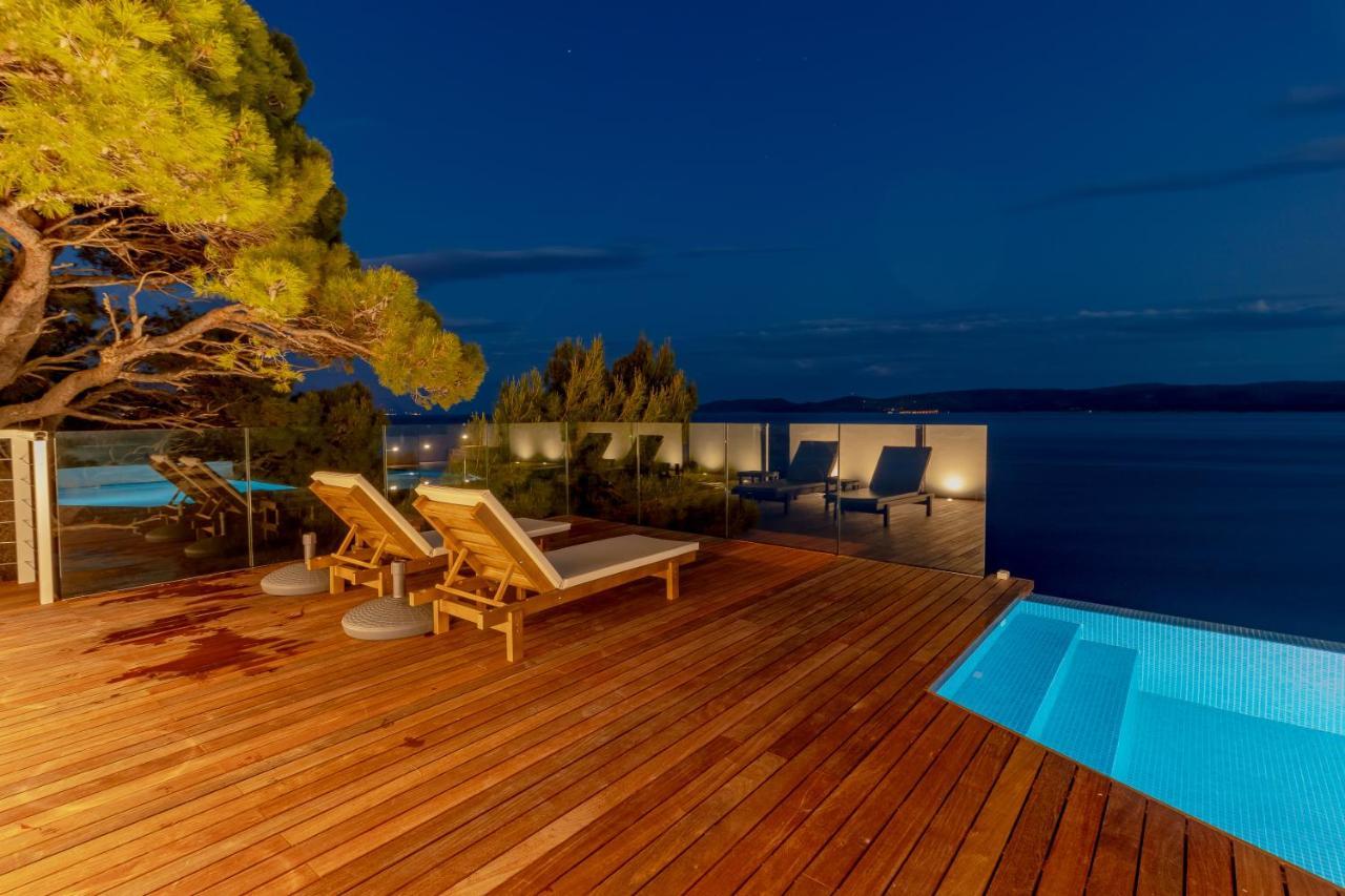Luxury Apartments Villa Ruzmarina With New Heated Infinity Pool And Lounge Area Marusici  Экстерьер фото